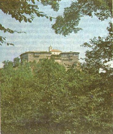 Гложенският манастир lovech-018.jpg