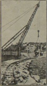 Голѣмата издигачка (бига), съ която се построи преградниятъ вълноломъ. grad_sozopol_golqmata_izdigachka_1.jpg