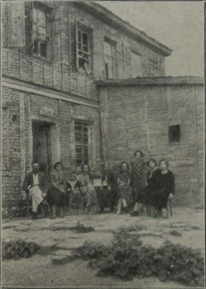 Интереснитѣ созополски кѫщи обковани съ дѫбови дъски за предпазване отъ бури и дъждове. grad_sozopol_sozopolski_kysti.jpg